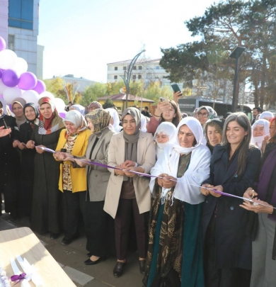 Delal Kadın Dayanışma ve Yaşam Merkezi Açıldı
